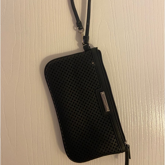 Nine West Handbags - Nine West wristlet/clutch